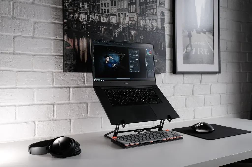 Ile naprawdę zarabia grafik freelancer w Polsce